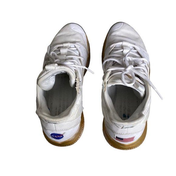 Nike PG 3 Paul George x NASA Apollo Missions 2019 White Gold - Size 11 - Picture 4 of 15